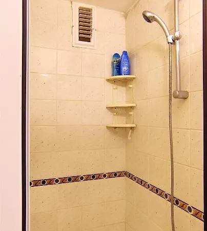 Amazing View, 1-Bedroom, Parking, WiFi, Quiet, Terrace, 4 people Flat *