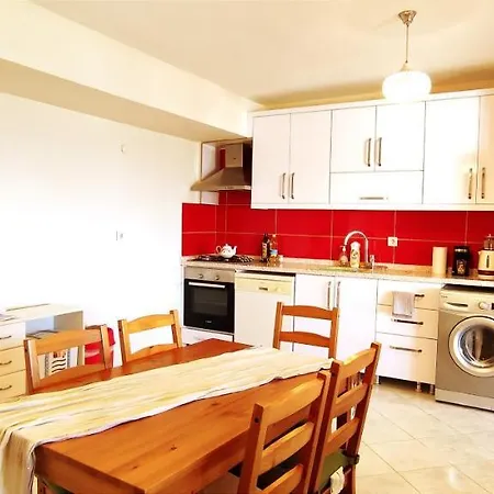 Amazing View, 1-Bedroom, Parking, Wifi, Quiet, Terrace, 4 People Flat Apartamento Bodrum